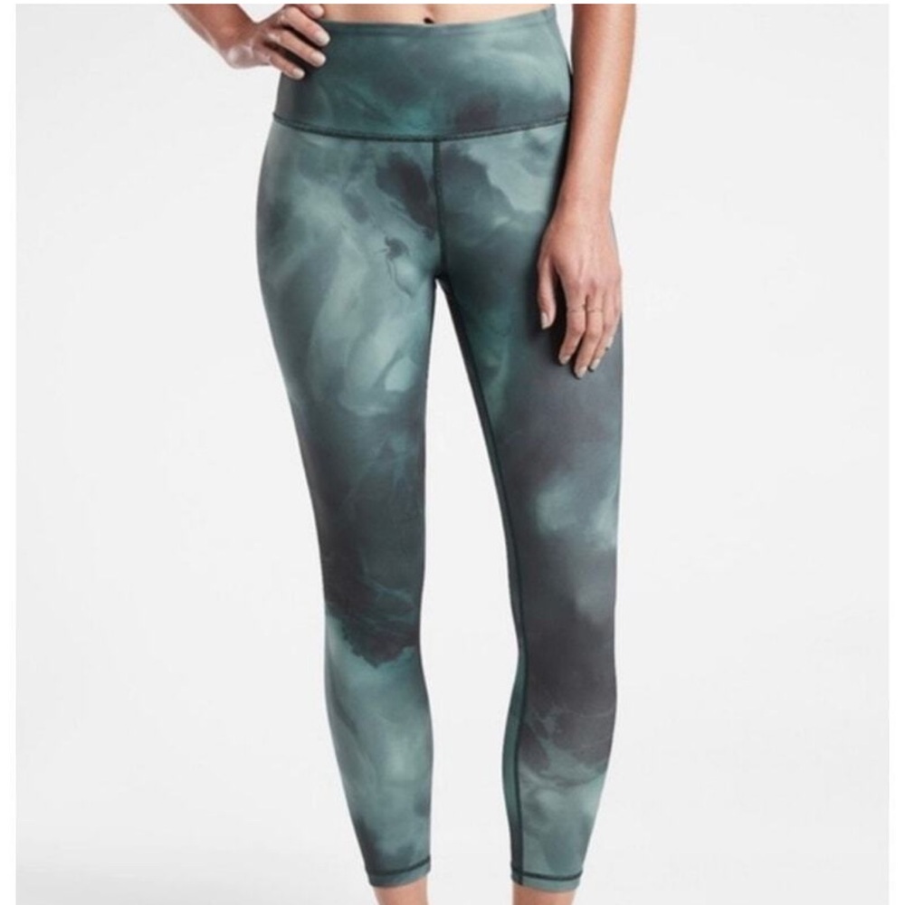 💚 ATHLETA 7/8 LENGTH ELATION LEGGINGS/SOLD OUT PATTERN~SIZE L (NEVER WORN)